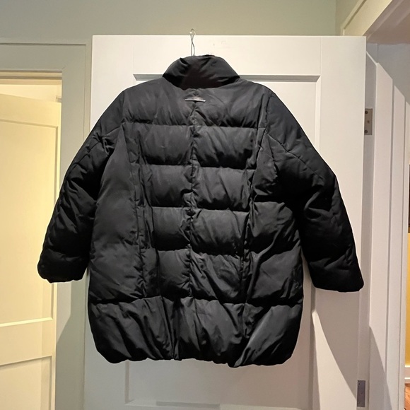 Renoma French Designer Down Filled Puffer Coat with Fur Trim - Picture 5 of 10